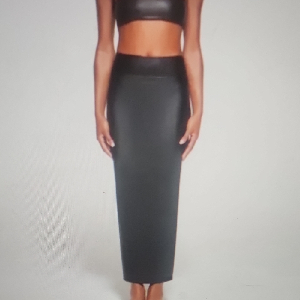 SKIMS Micro Swim Pleather Long Skirt Onyx Size S